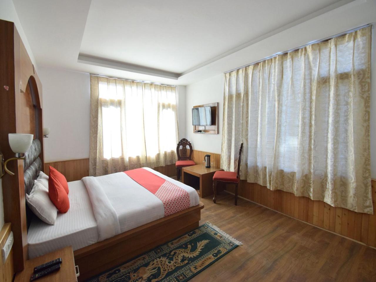 Oyo 10255 Hotel Red Apple Manāli Kültér fotó